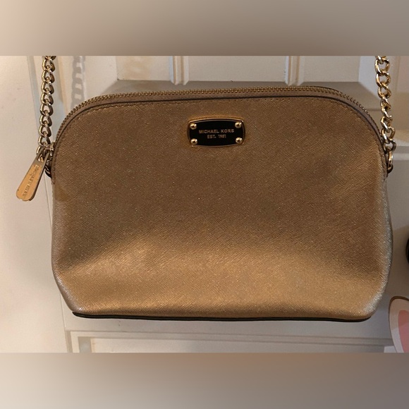 Michael Kors crossbody - Picture 2 of 7